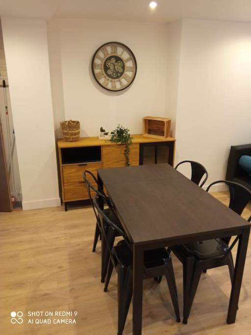 Appartement Industriel شيربوغ أون كوتننتين المظهر الخارجي الصورة